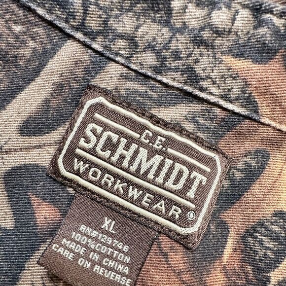 EUC C.E. Schmidt Workwear Men’s Camo Leaves Button Down Shirt Hunting - Size XL - Picture 4 of 5